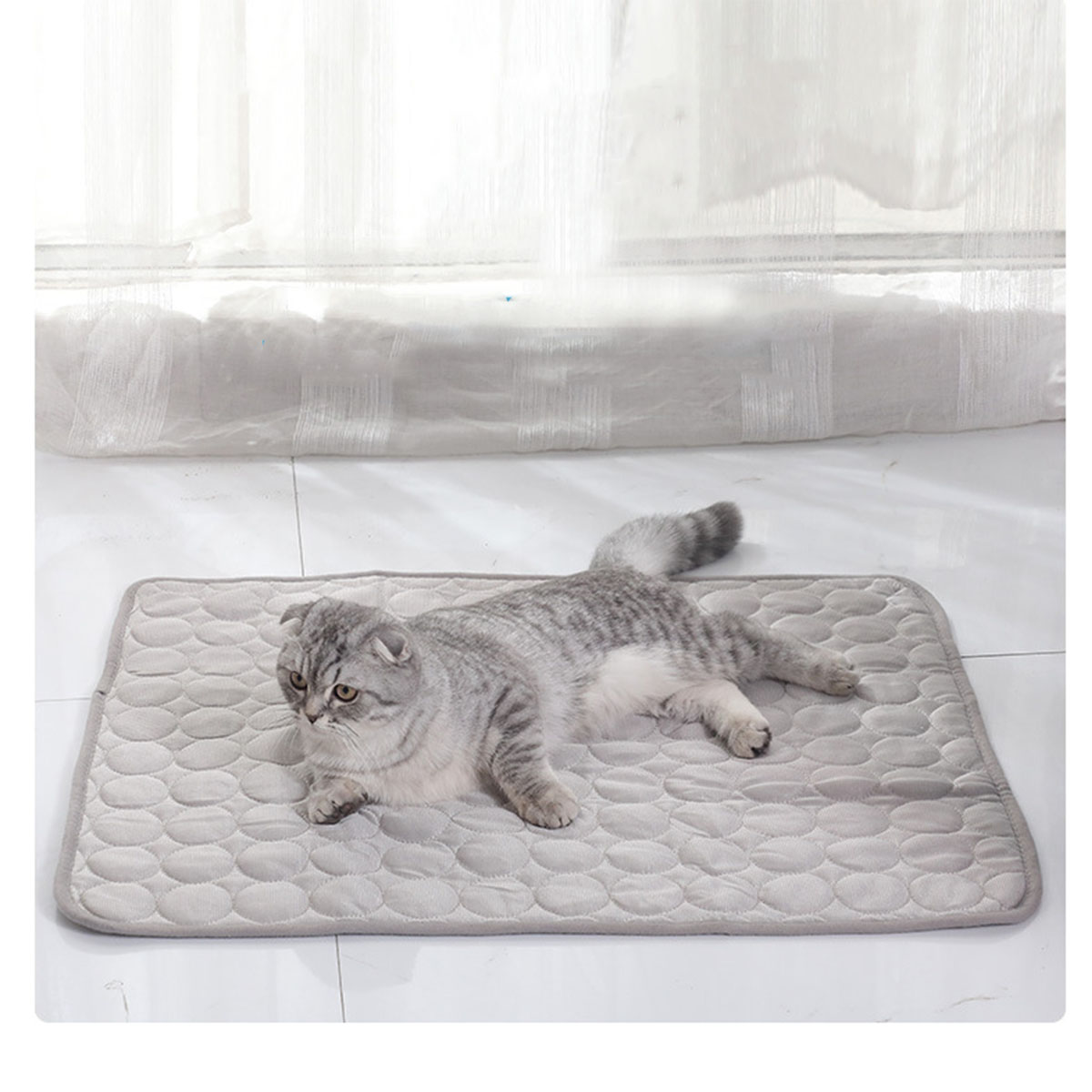 ペット用アイスシート 夏用 猫 犬 ソファ ネストベッド 冷 - Calming Dog Bed のレビューと価格
