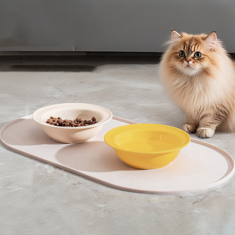 45.5x24.5cm 楕円形ペット給餌マット シリコーン犬 - Pet Supplies Co のレビューと価格